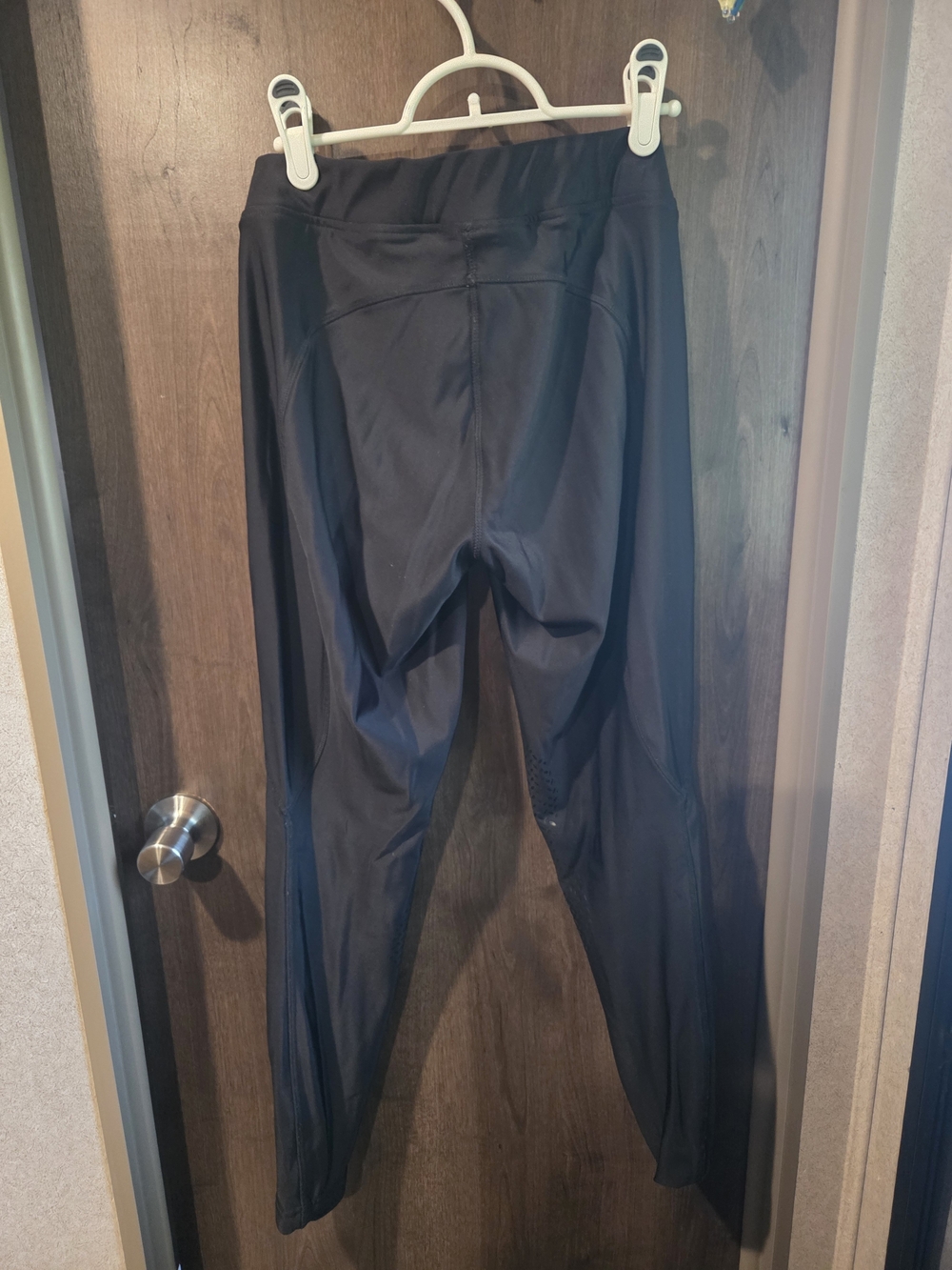 Everyday Essential: High-Waist Performance Riding Tights Equestrian Black - Picture 5 of 9